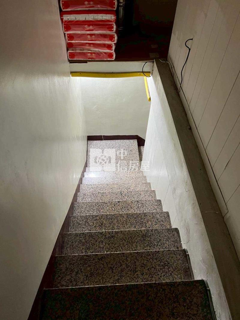 桃園省桃旁透天店面房屋室內格局與周邊環境