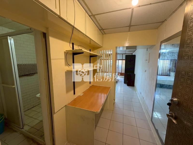 台中車站商業電梯套房房屋室內格局與周邊環境