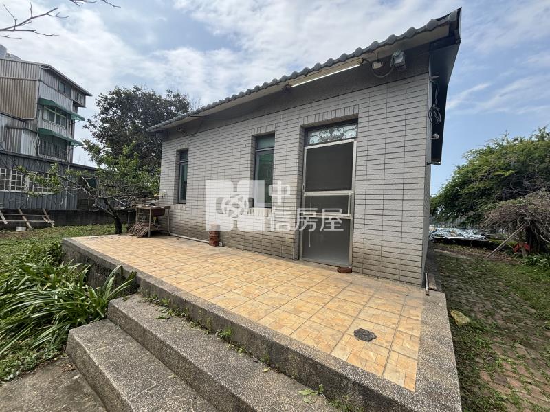 觀音區66旁下青埔段特農+資材室房屋室內格局與周邊環境