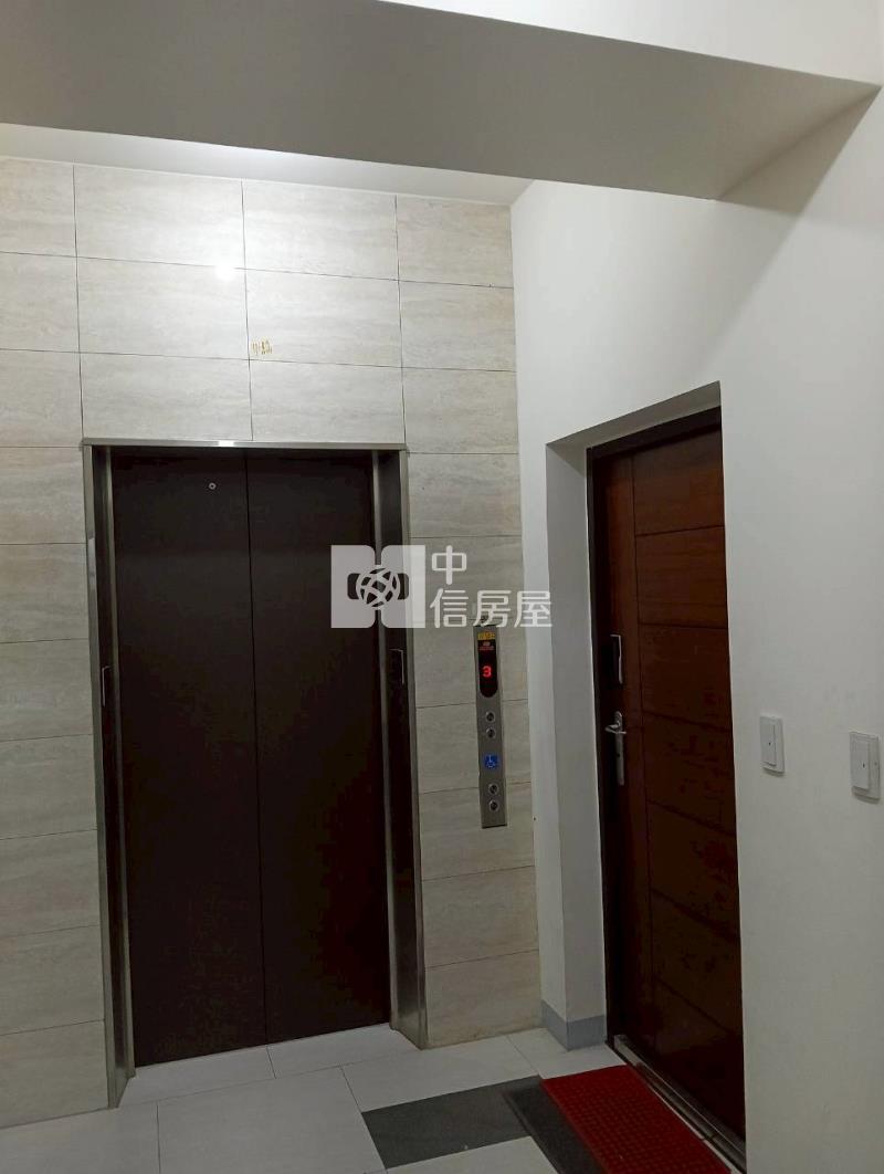 觀音工業區地總價電梯美三房房屋室內格局與周邊環境