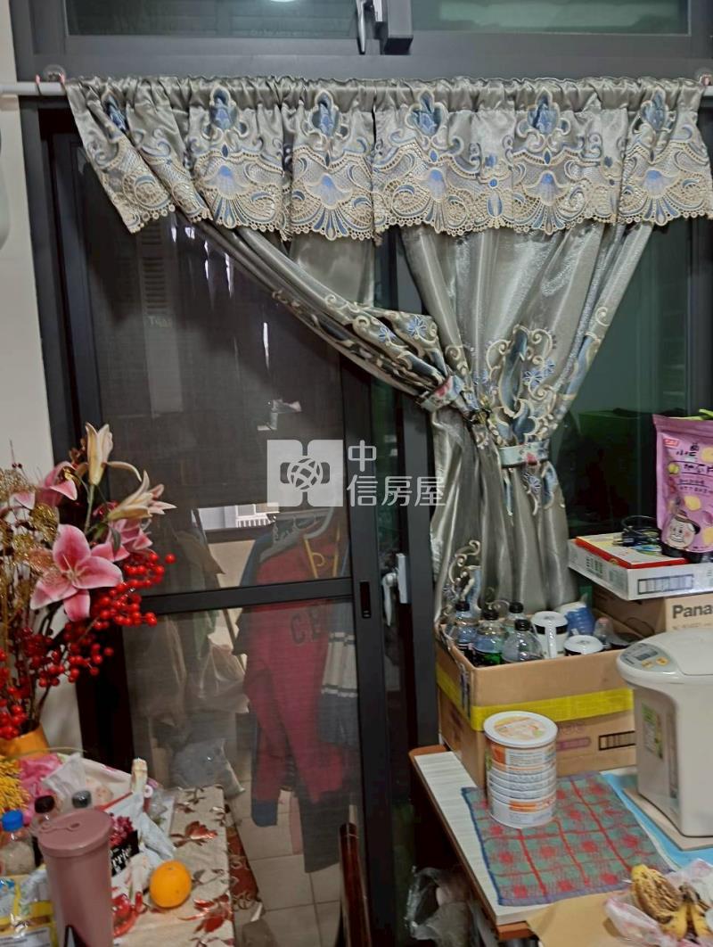 觀音工業區地總價電梯美三房房屋室內格局與周邊環境