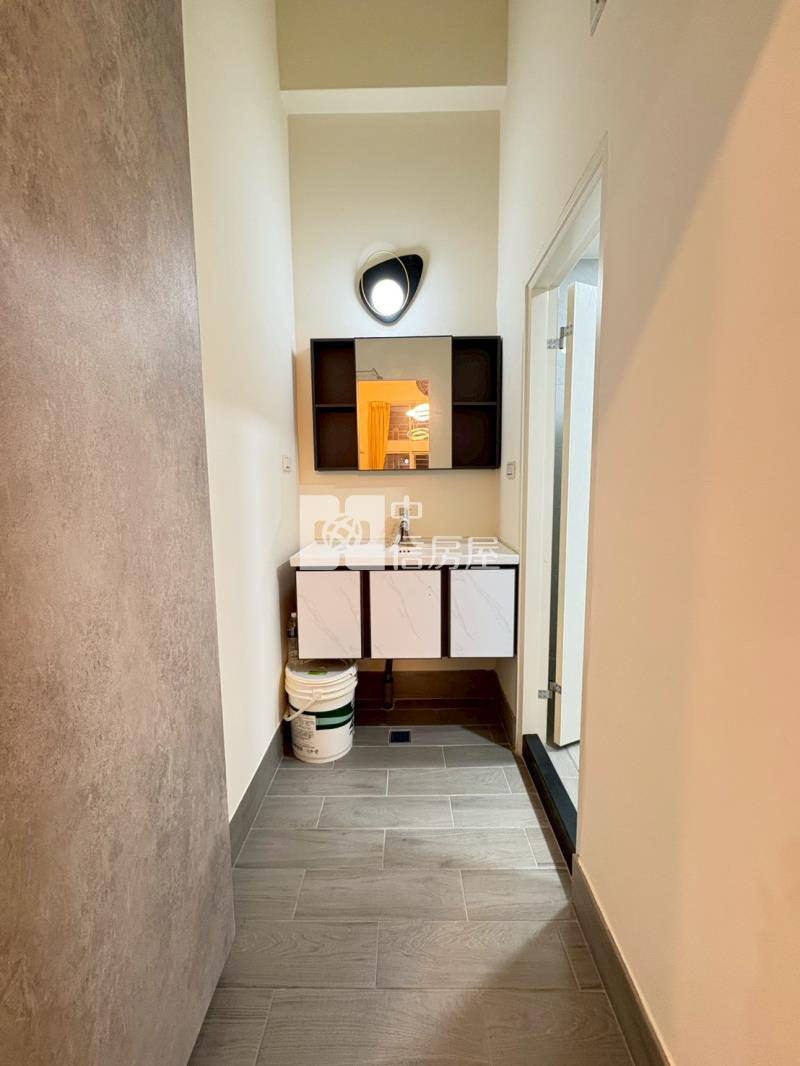 立新學區超美採光大兩房房屋室內格局與周邊環境