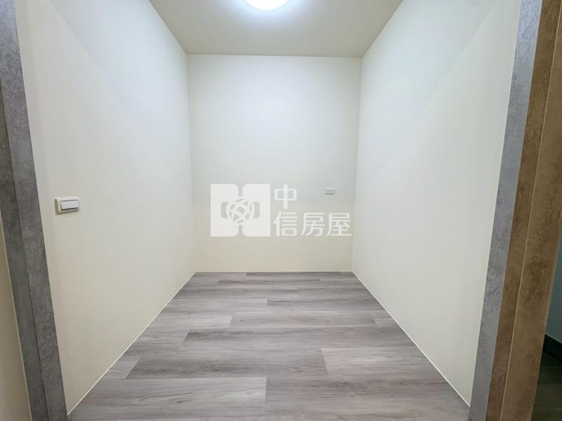 立新學區超美採光大兩房房屋室內格局與周邊環境