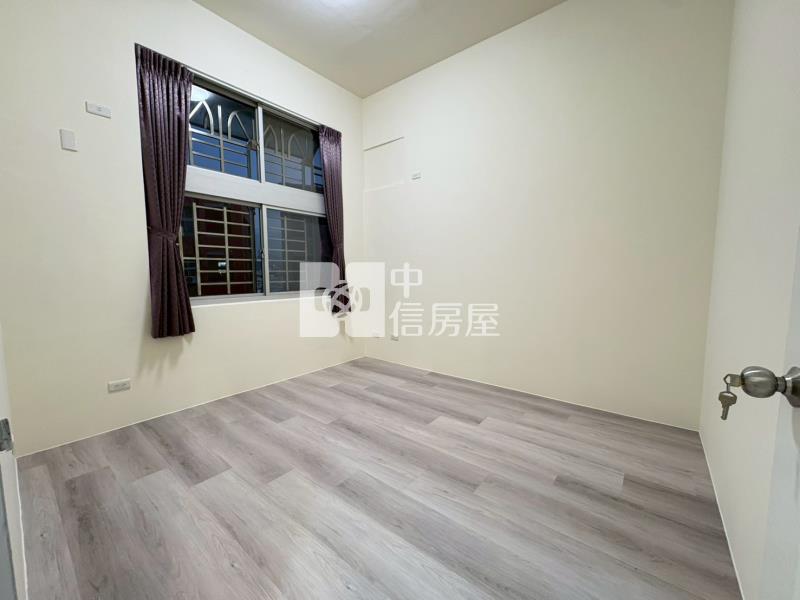 立新學區超美採光大兩房房屋室內格局與周邊環境