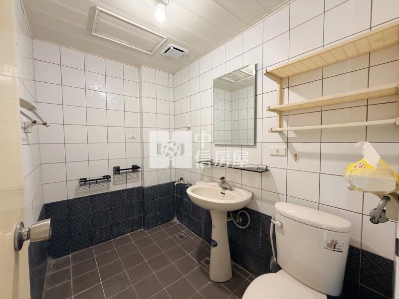 北勢國小前後臨路雙車別墅房屋室內格局與周邊環境