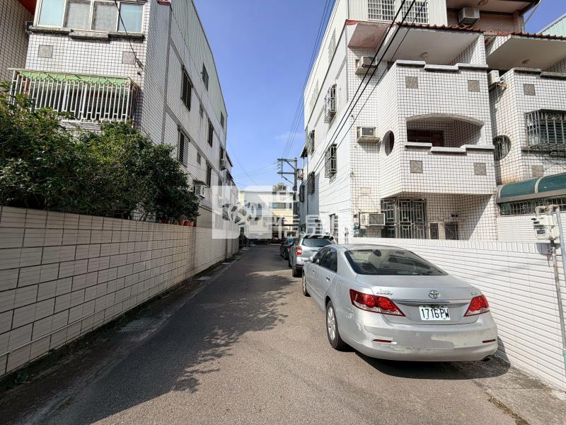 北勢國小前後臨路雙車別墅房屋室內格局與周邊環境