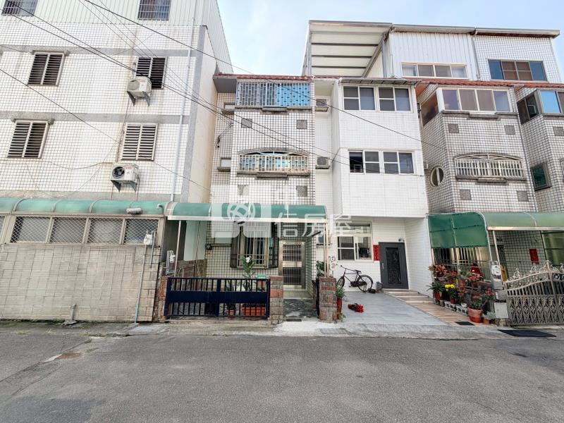 北勢國小前後臨路雙車別墅房屋室內格局與周邊環境