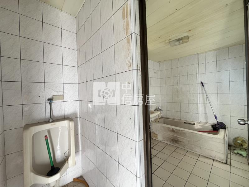 梓官超值合法工業廠房房屋室內格局與周邊環境