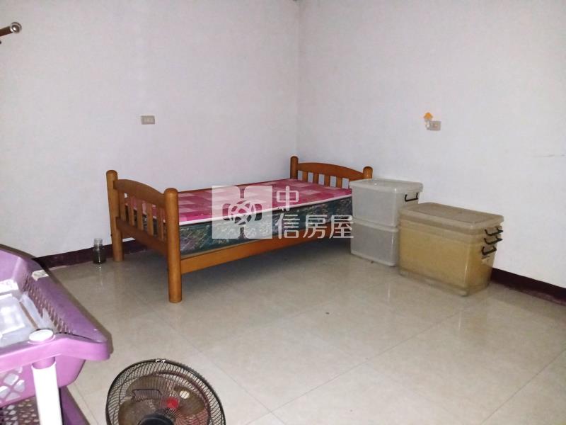 觀音崙坪合法農舍房屋室內格局與周邊環境