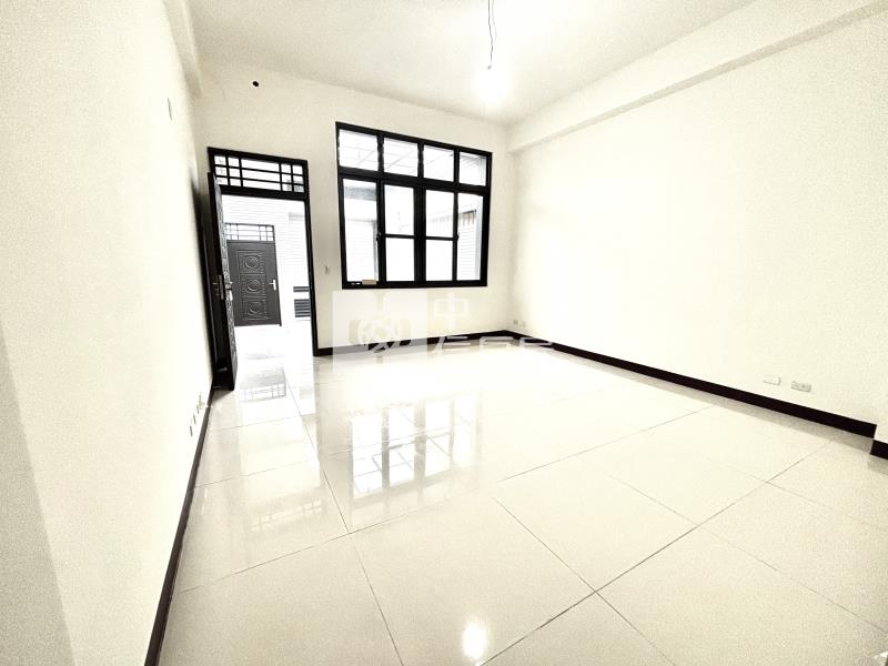 太平全新電梯別墅房屋室內格局與周邊環境