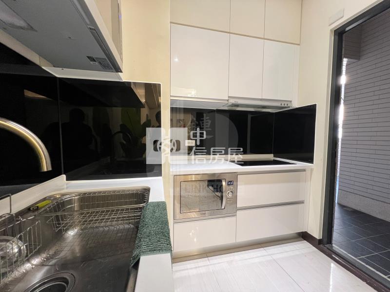 屏東房屋-東港內關帝輕齡2房(波麗士華廈區)房屋室內格局與周邊環境