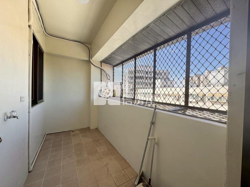 華勛幸福市場邊間三房房屋室內格局與周邊環境