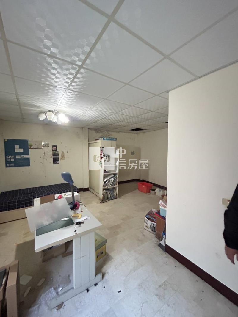 龍岡獨棟透天投資別墅房屋室內格局與周邊環境