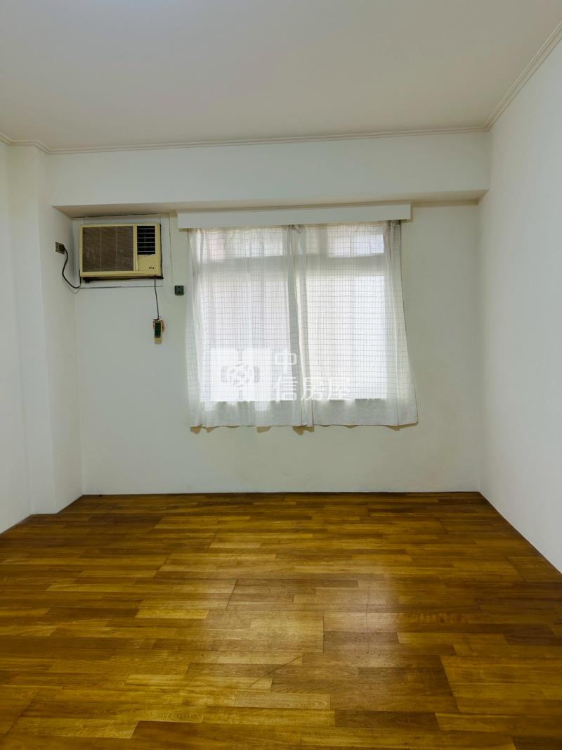 比佛利加州區美三房房屋室內格局與周邊環境