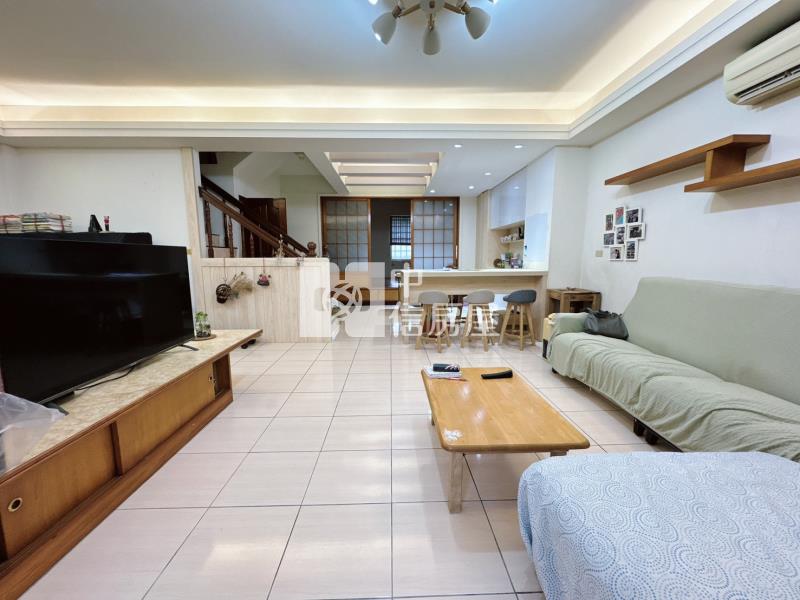 中壢近A19站大4房車上疊別墅房屋室內格局與周邊環境