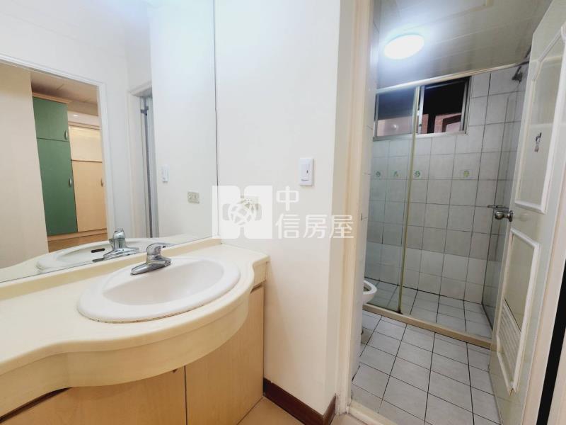 龍安商圈武陵愛買美3房車房屋室內格局與周邊環境