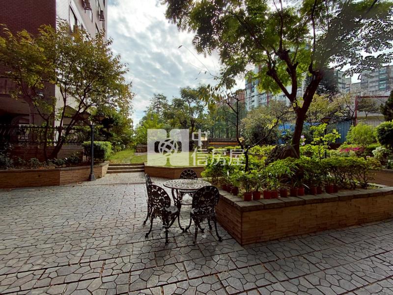 平鎮火車站旁優質二房電梯大樓房屋室內格局與周邊環境