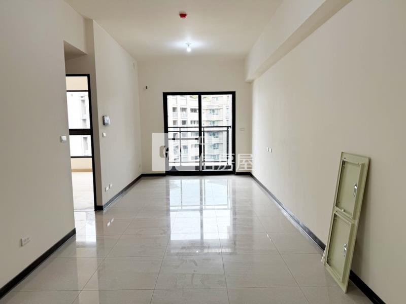 【新世紀】近青埔國小新大代代木二房車房屋室內格局與周邊環境