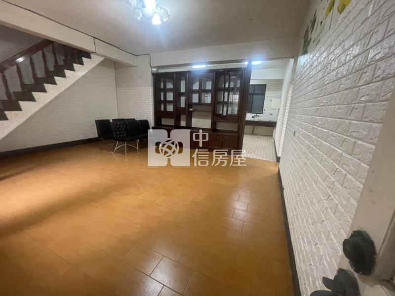 近大江稀有大地坪大面寬透天房屋室內格局與周邊環境