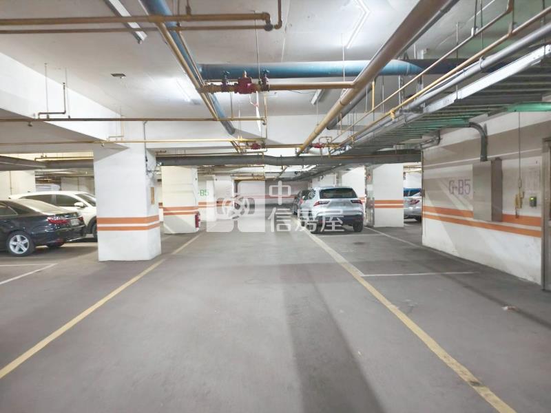 鄉城陽光鎮四房平車房屋室內格局與周邊環境