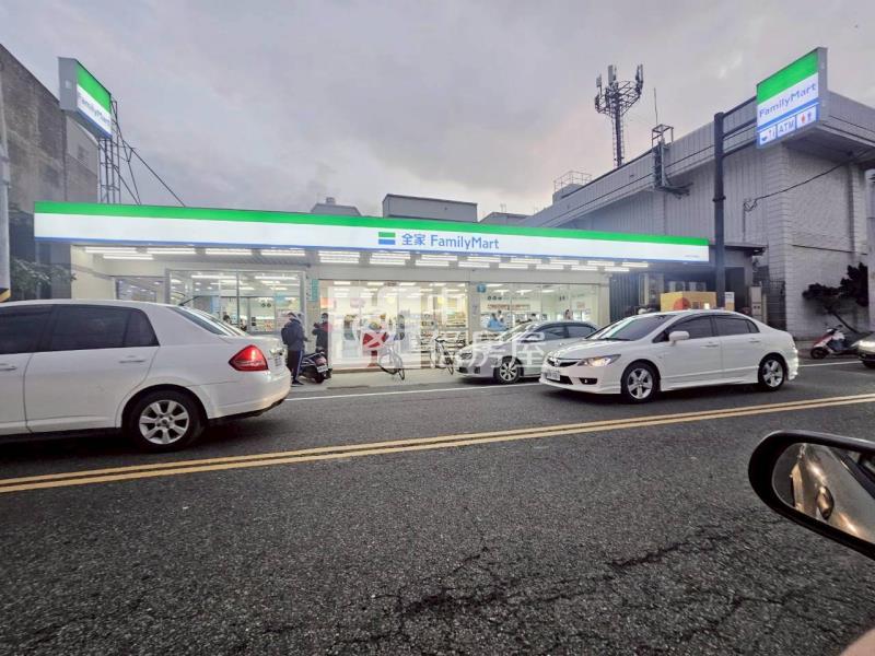 (專)佳興國小旁鄰15米路美建地房屋室內格局與周邊環境