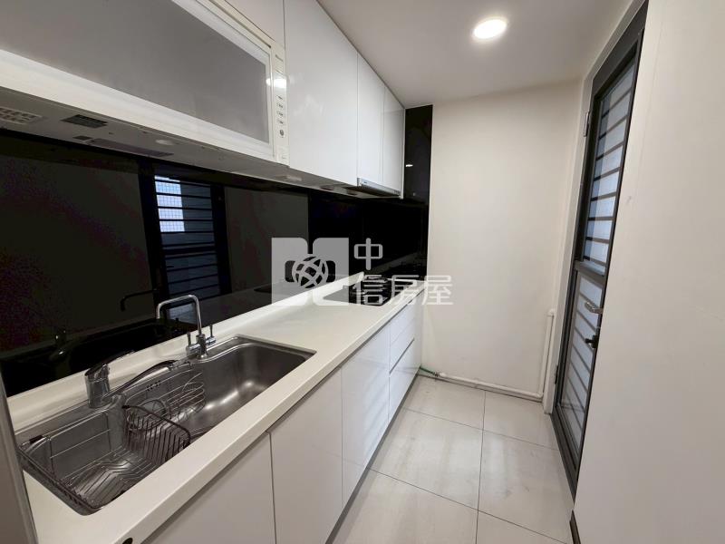 盛築松築2房平車精裝戶房屋室內格局與周邊環境