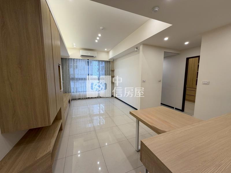 盛築松築2房平車精裝戶房屋室內格局與周邊環境