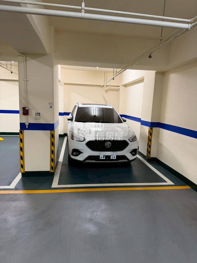 盛築松築2房平車精裝戶房屋室內格局與周邊環境