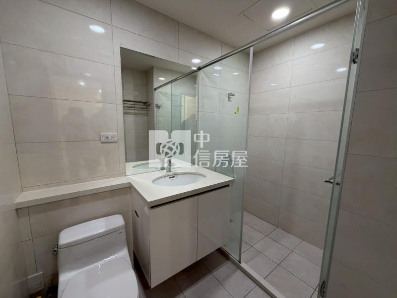 盛築松築2房平車精裝戶房屋室內格局與周邊環境