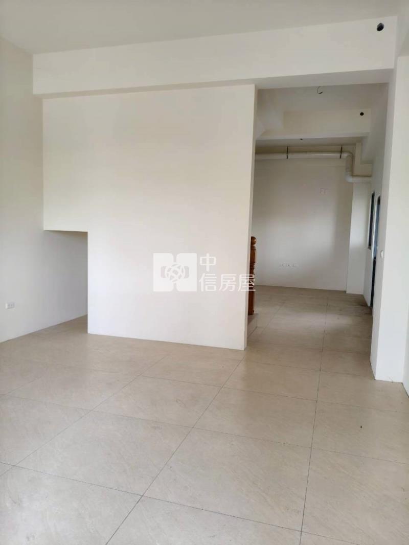 土庫馬上發別墅房屋室內格局與周邊環境