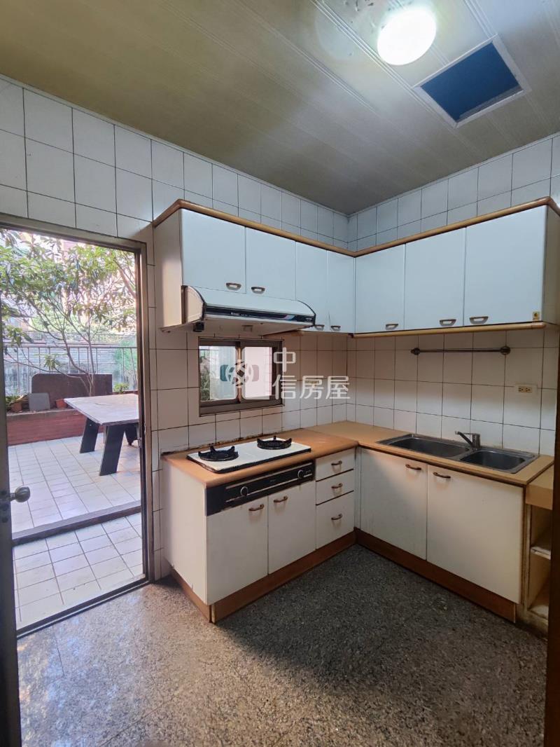 埔心楊光中小學別墅房屋室內格局與周邊環境