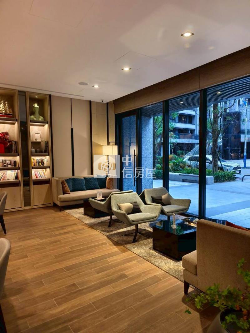 ▲新橫濱精美大三房平面車位房屋室內格局與周邊環境