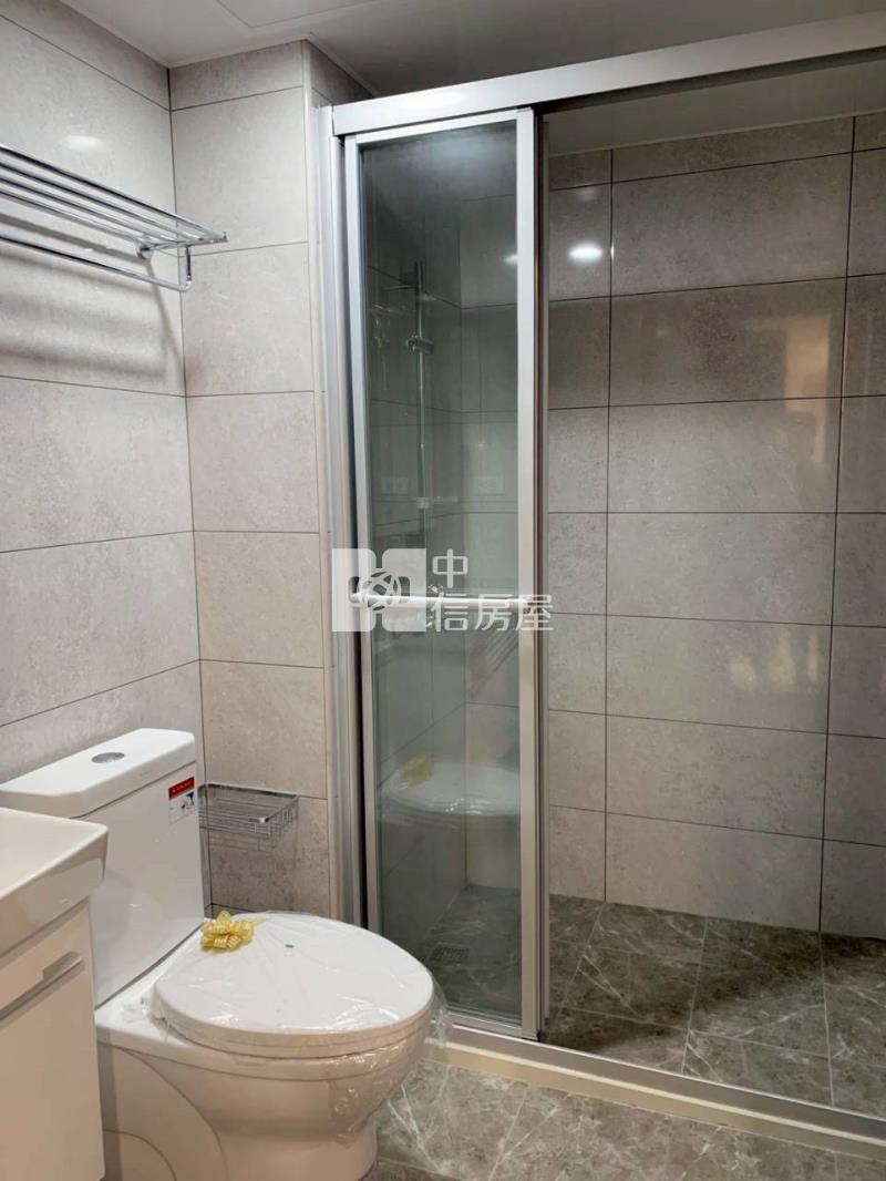 ▲新橫濱精美大三房平面車位房屋室內格局與周邊環境