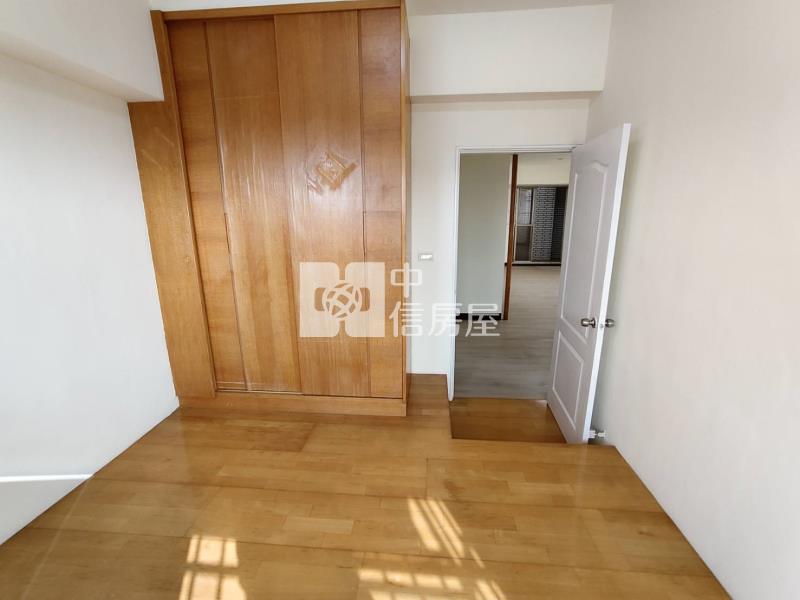 大寮中山學府景觀三房平車房屋室內格局與周邊環境