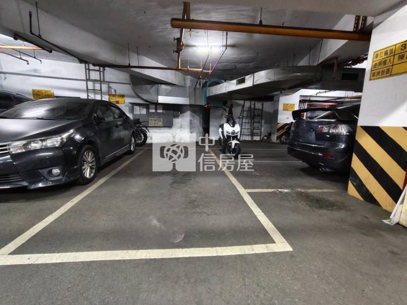 大寮中山學府景觀三房平車房屋室內格局與周邊環境