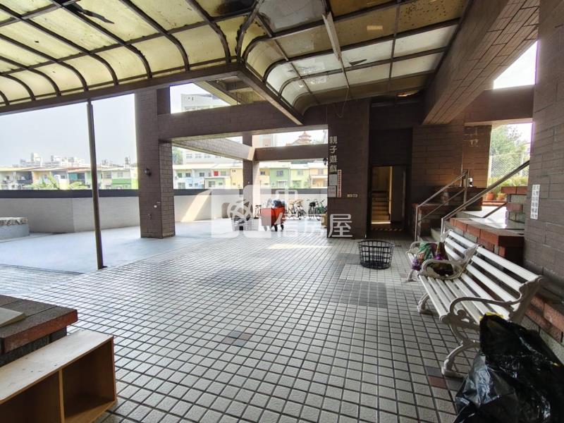 大寮中山學府景觀三房平車房屋室內格局與周邊環境