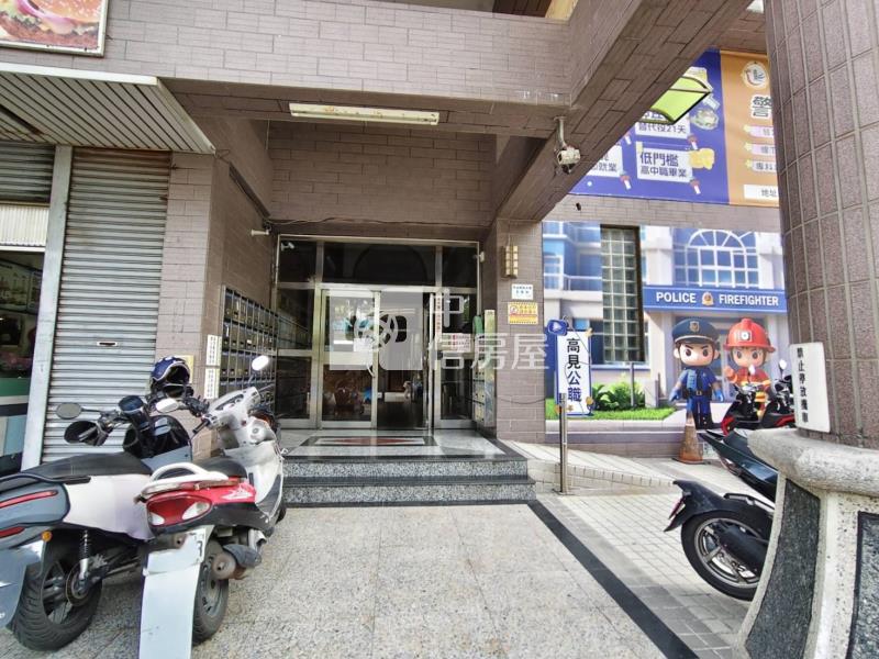 大寮中山學府景觀三房平車房屋室內格局與周邊環境