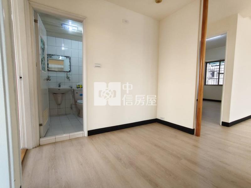 大寮中山學府景觀三房平車房屋室內格局與周邊環境