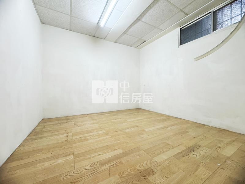 文中捷運站低總價三房公寓房屋室內格局與周邊環境