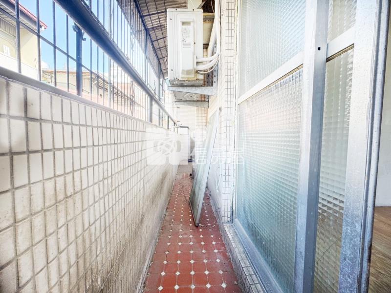 文中捷運站低總價三房公寓房屋室內格局與周邊環境