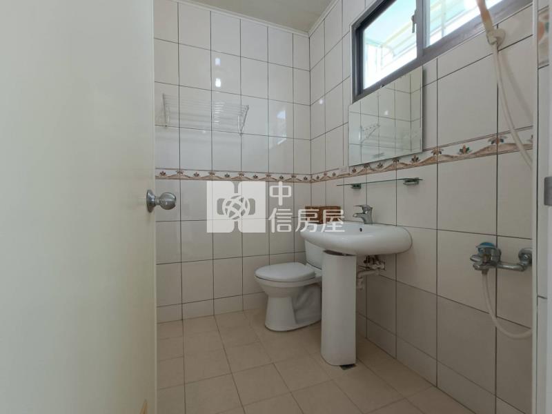 太平@金玉滿堂@邊間大透天房屋室內格局與周邊環境