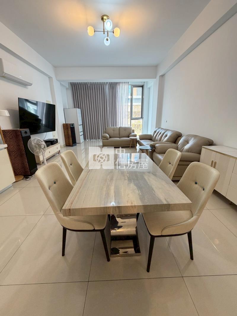 雲林路家樂福商圈黃金店面房屋室內格局與周邊環境