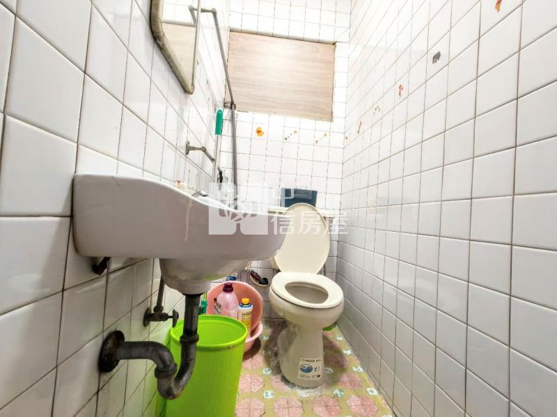 太平*三代同堂7房大透天*有孝親房.邊間.房屋室內格局與周邊環境