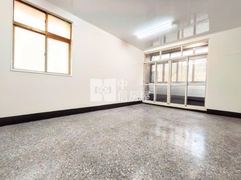 太平*三代同堂7房大透天*有孝親房.邊間.房屋室內格局與周邊環境