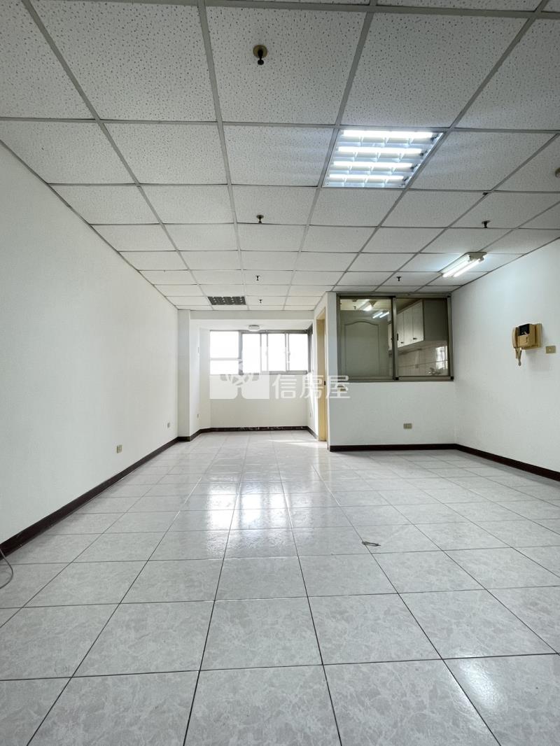 文心崇德3房雙平車捷運宅房屋室內格局與周邊環境