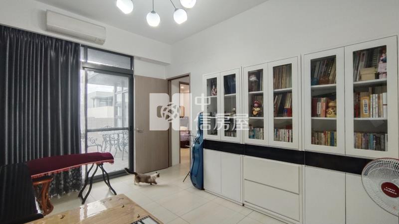 閑谷。世外桃源。前庭後院邊間別墅可停雙車房屋室內格局與周邊環境