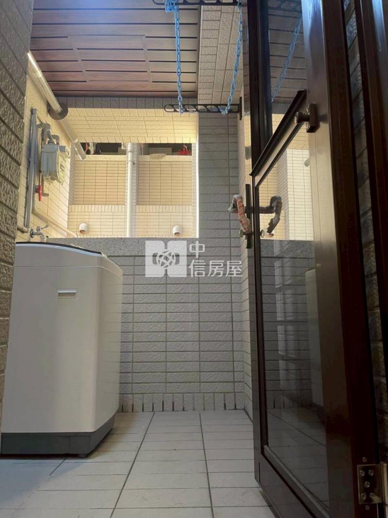 專任-鼎藏樸麗二期-精美二房車房屋室內格局與周邊環境