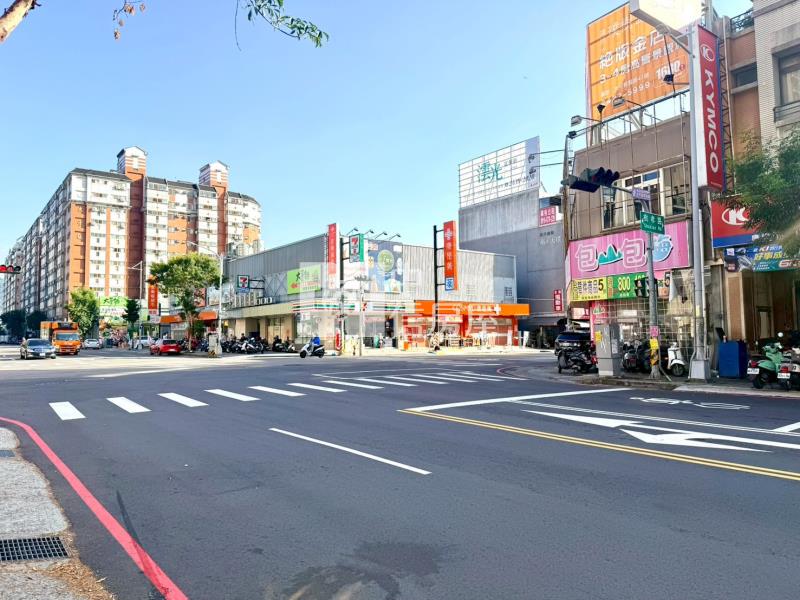 樹孝商圈獨立棟3房平車美屋房屋室內格局與周邊環境