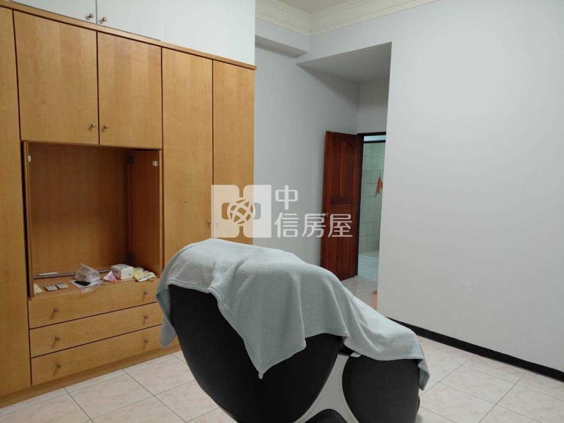 平鎮文化國小中庭花園一樓+平面車位房屋室內格局與周邊環境