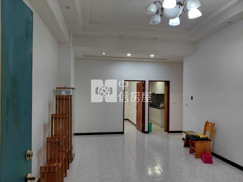 平鎮文化國小中庭花園一樓+平面車位房屋室內格局與周邊環境